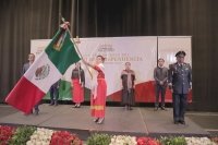 En emotiva ceremonia dio presidenta municipal de San Cristóbal el Grito de Independencia