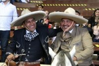 Reconoce Federación Mexicana de la Charrería a Eduardo Ramírez