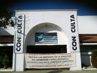Trabajadores del Coneculta Chiapas toman edificio, exigen ascensos y apoyos