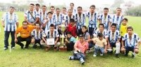 En un partido no apto para cardíacos  Deportivo La Raza se coronó campeón de copa de futbol liga Don Bosco