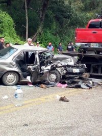 Trágico accidente automovilístico sobre la autopista Tuxtla-San Cristóbal