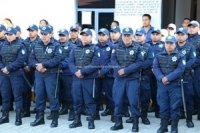 Para seguridad de la población pondrán policías afuera de los bancos en San Cristóbal