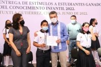 Premia Rutilio Escandón a 87 estudiantes ganadores de la Olimpiada del Conocimiento Infantil 2022