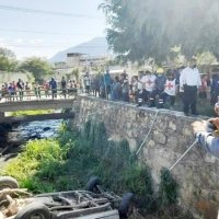 Un lesionado y miles de pesos en daños deja accidente en Ocosingo