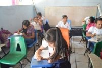 Falta de docentes bilingües pone en riesgo la enseñanza de la lengua Mam en el Soconusco