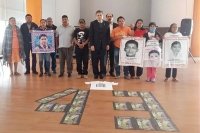 Refrenda CNDH compromiso de justicia ante familiares de normalistas de Ayotzinapa