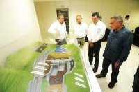 Recorre Rutilio Escandón instalaciones de la CFE en Chicoasén