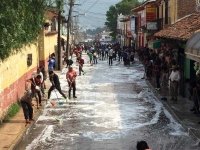 Ayuntamiento de SCLC realiza operativo de limpieza en zona aledaña del Mercado 