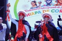 Junto al pueblo, celebra Rutilio Escandón Fiesta Grande de Chiapa de Corzo
