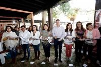 Inaugura Rutilio Escandón Tianguis Orgánico de Corazón, en San Cristóbal de Las Casas