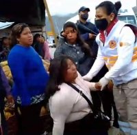 Se enfrentan mujeres comerciantes en Merposur por disputa de espacios 