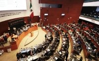 Senado exige que el INE facilite la recolección de firmas para revocación de mandato
