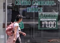 El peso mexicano avanza por segunda jornada consecutiva