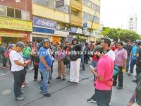 Docentes de Telebachillerato Comunitario exigen pagos, gobierno amenaza con desalojo