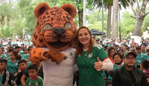 Parque Central reúne a familias sancristobalenses en jornada de convivencia y apoyo a la Selección Mexicana