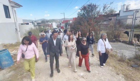 Gobierno Municipal fortalece cercanía ciudadana con recorrido en la colonia San Vicente
