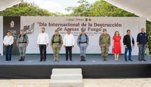 Eduardo Ramírez asiste a ceremonia conmemorativa del Día Internacional de la Destrucción de Armas de Fuego