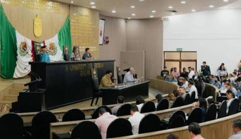 UTOPÍA / JAVIER FIGUEROA:  Madres en resistencia denuncian exclusión en el Congreso del Estado