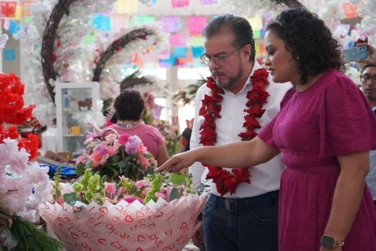 El mercadito de las flores cumple 73 a&ntilde;os, s&iacute;mbolo de trabajo y unidad: Paco Chac&oacute;n