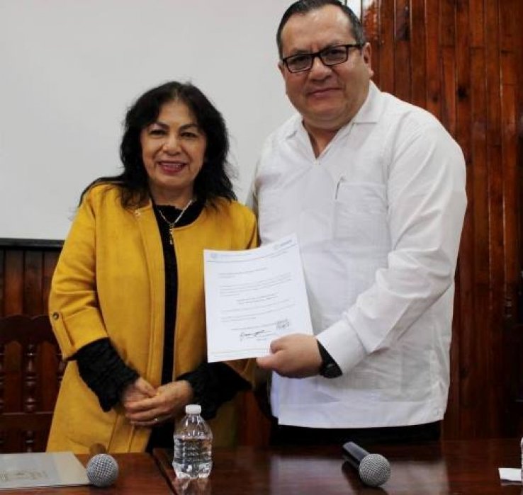 Ballardo Molina Hern&aacute;ndez nuevo director de la Facultad de Derecho de la UNACH