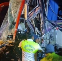Guardia Estatal de Caminos de manera inmediata brinda auxilio vial en rescate de conductor en la autopista Las Choapas - Ocozocoautla