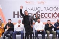 Asiste Eduardo Ram&iacute;rez a la inauguraci&oacute;n del Hotel del Maestro de la Secci&oacute;n 40, en Tuxtla Guti&eacute;rrez