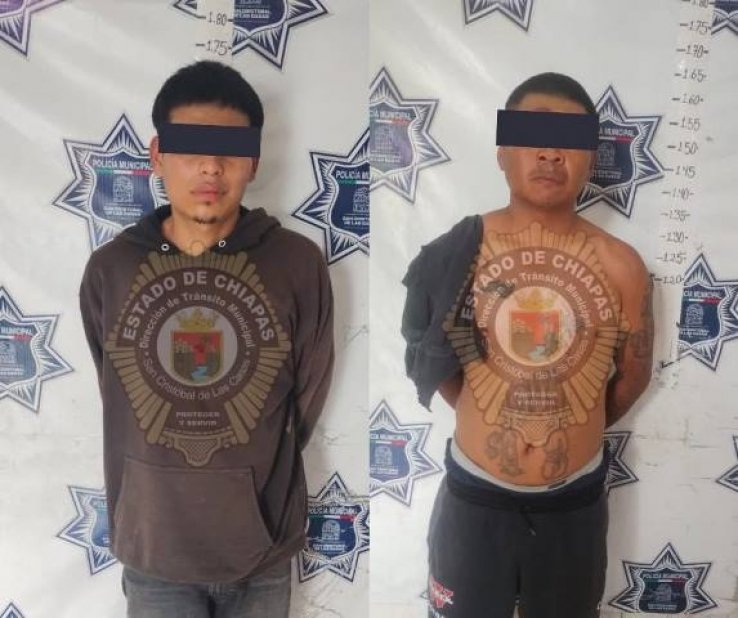 Detiene Tr&aacute;nsito Municipal a dos hombres por ri&ntilde;a en la v&iacute;a p&uacute;blica en la colonia Emiliano Zapata