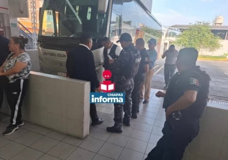 Hombres armados asaltan autob&uacute;s de la OCC mientras chofer se baj&oacute; al ba&ntilde;o