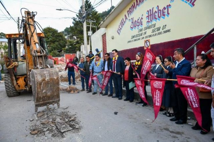 Despu&eacute;s de m&aacute;s de 30 a&ntilde;os, inicia obra hist&oacute;rica en la calle Los Le&ntilde;adores del barrio de la Candelaria