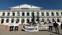 Organizaciones se manifiestan exigiendo justicia para tres mujeres violentadas en SCLC