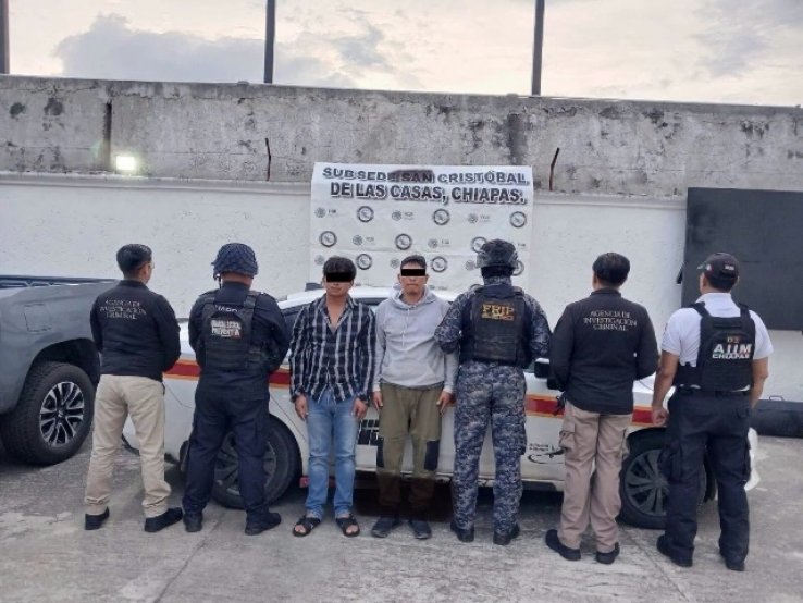Detienen a dos ind&iacute;genas por portaci&oacute;n de arma de fuego, en Pantelh&oacute;