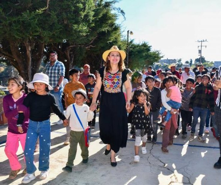 Fabiola Ricci celebra el D&iacute;a de la Ni&ntilde;ez con alegr&iacute;a y cercan&iacute;a en comunidades y mercados de San Crist&oacute;bal