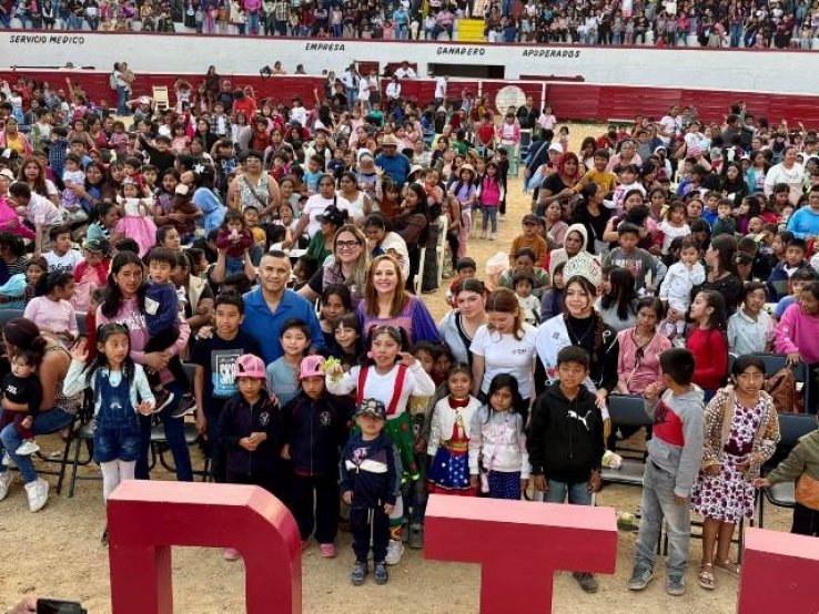 Festeja Fabiola Ricci a miles de ni&ntilde;as y ni&ntilde;os en su d&iacute;a en San Crist&oacute;bal