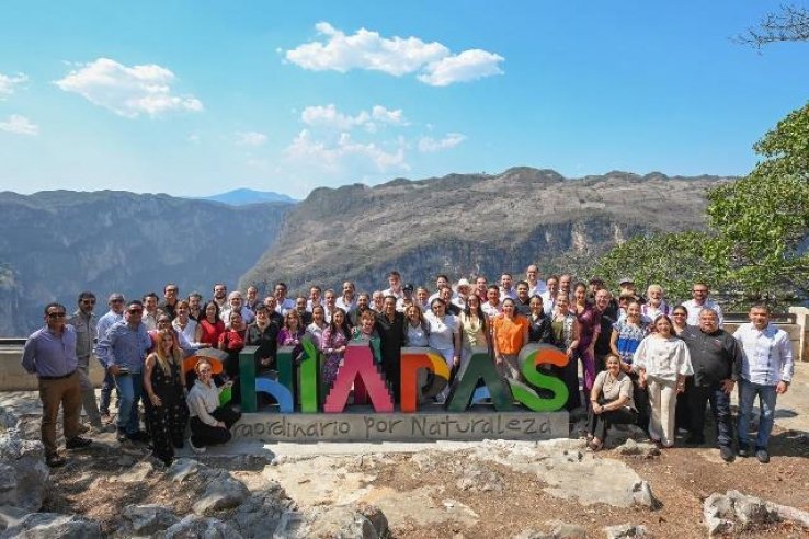Eduardo Ram&iacute;rez convoca a su gabinete a continuar trabajando con humanismo y responsabilidad social