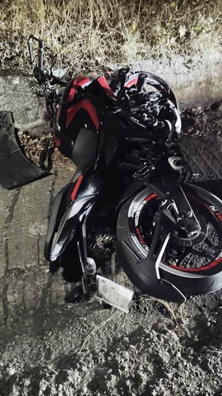 Entre la vida y la muerte motociclista accidentado en Zinacant&aacute;n