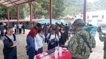 Feria de Prevenci&oacute;n y Salud Integral fortalece la conciencia juvenil sobre riesgos de las adicciones